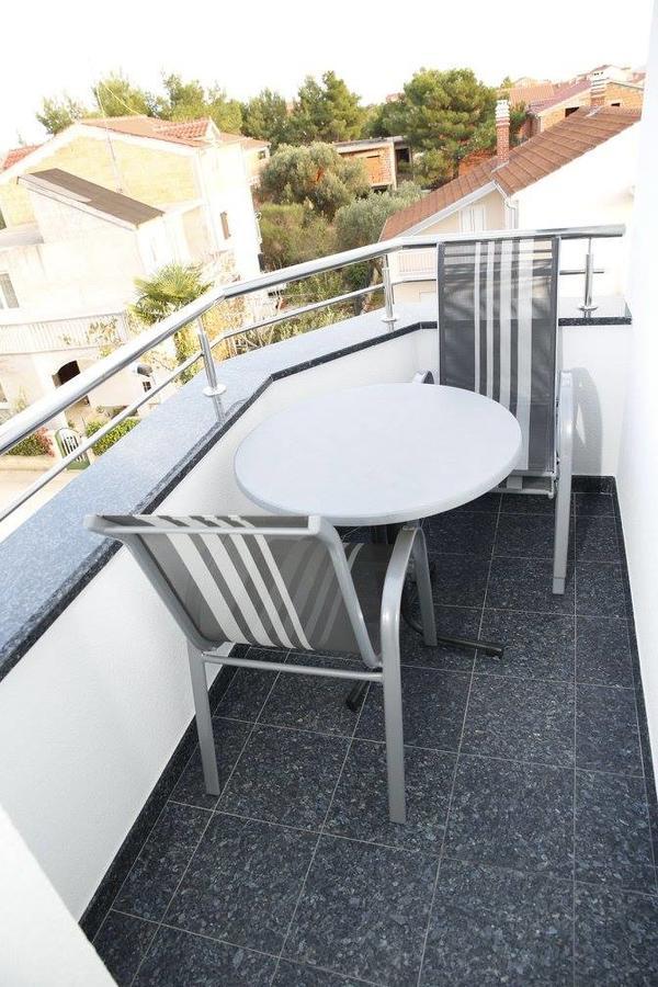 Apartments Simic โวดีเซ ภายนอก รูปภาพ