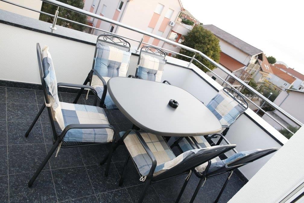 Apartments Simic โวดีเซ ภายนอก รูปภาพ