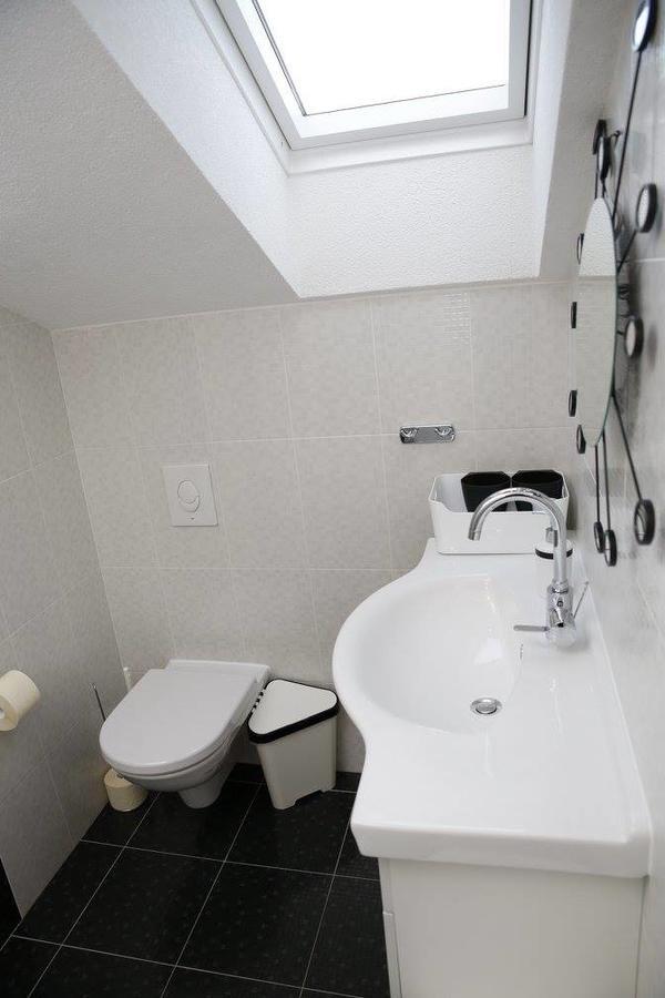 Apartments Simic โวดีเซ ภายนอก รูปภาพ
